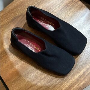 Vtg 90’s Donald Pliner Lug Sole Shoes. Size 6. Made in Italy. Black Fabric upper